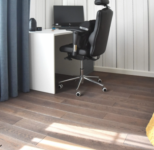 ���������� ����� AnticWood ������ �������